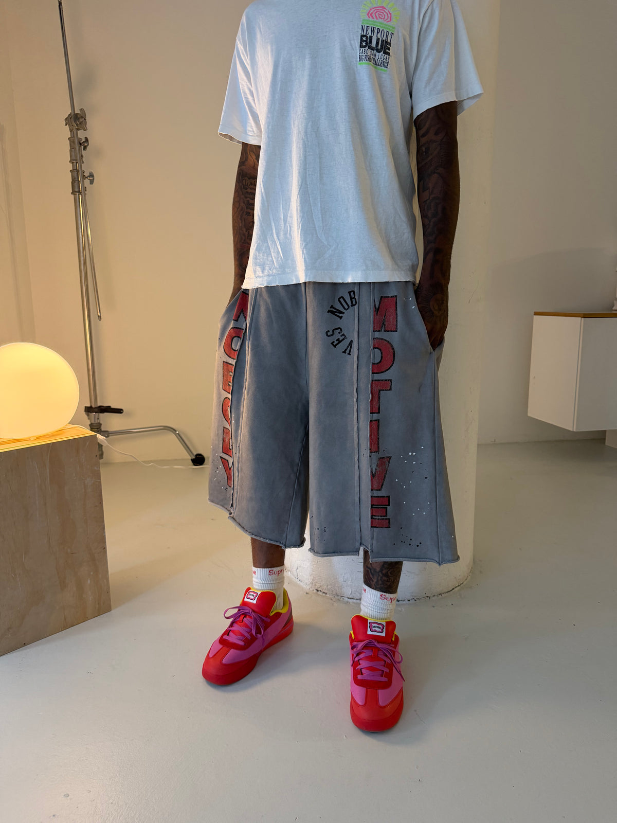 DIRTY WASH 3/4 SHORTS